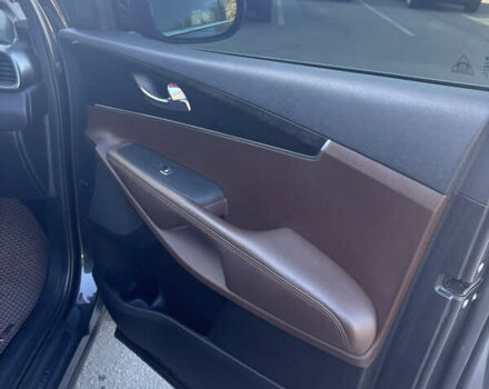 Серый Киа Соренто, объемом двигателя 2 л и пробегом 205 тыс. км за 23300 $, фото 5 на Automoto.ua