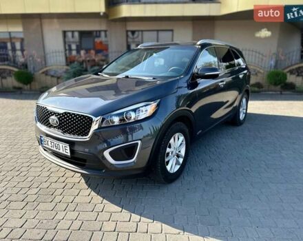 Серый Киа Соренто, объемом двигателя 2.36 л и пробегом 170 тыс. км за 14400 $, фото 7 на Automoto.ua