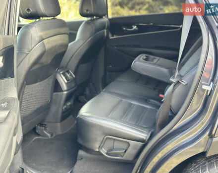 Серый Киа Соренто, объемом двигателя 2.2 л и пробегом 149 тыс. км за 21000 $, фото 83 на Automoto.ua