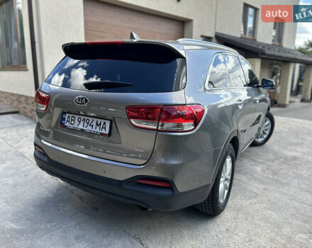 Серый Киа Соренто, объемом двигателя 2.36 л и пробегом 188 тыс. км за 14999 $, фото 6 на Automoto.ua
