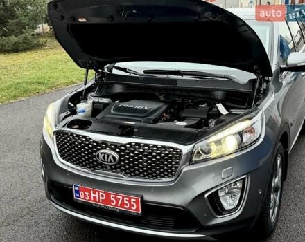 Серый Киа Соренто, объемом двигателя 2.2 л и пробегом 193 тыс. км за 21300 $, фото 16 на Automoto.ua