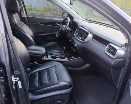 Серый Киа Соренто, объемом двигателя 3.3 л и пробегом 210 тыс. км за 17000 $, фото 16 на Automoto.ua