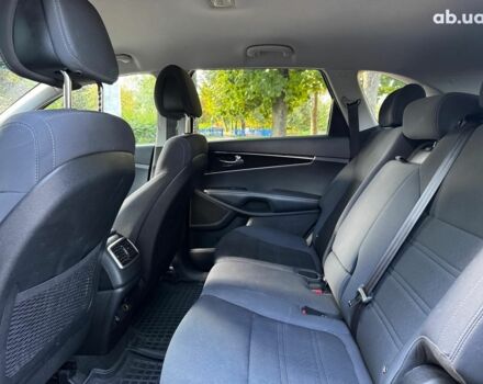 Серый Киа Соренто, объемом двигателя 2.4 л и пробегом 157 тыс. км за 14440 $, фото 19 на Automoto.ua