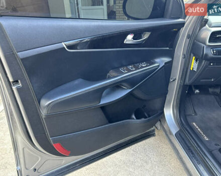 Серый Киа Соренто, объемом двигателя 2.36 л и пробегом 188 тыс. км за 14999 $, фото 17 на Automoto.ua