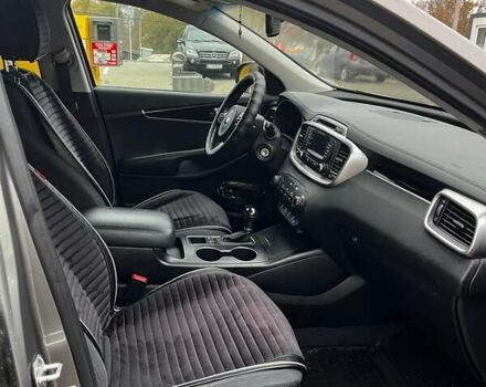 Серый Киа Соренто, объемом двигателя 2.36 л и пробегом 105 тыс. км за 16300 $, фото 5 на Automoto.ua