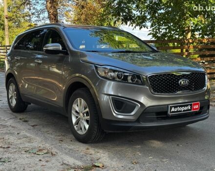Серый Киа Соренто, объемом двигателя 2.4 л и пробегом 157 тыс. км за 14440 $, фото 2 на Automoto.ua