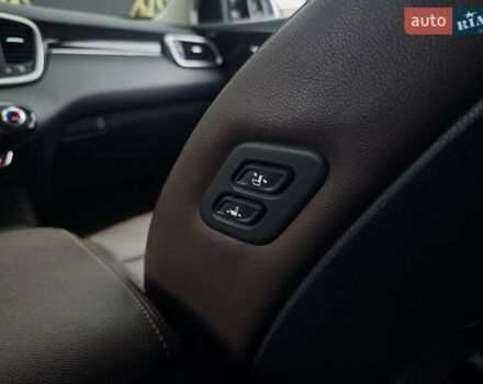 Серый Киа Соренто, объемом двигателя 2.2 л и пробегом 135 тыс. км за 21700 $, фото 21 на Automoto.ua