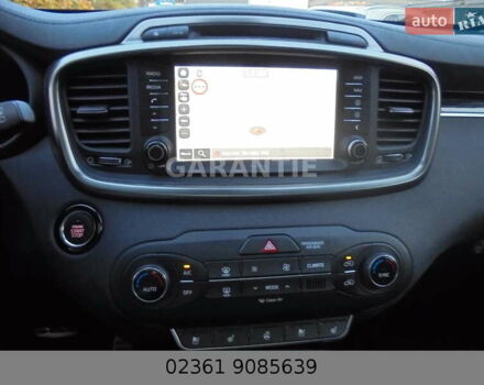 Серый Киа Соренто, объемом двигателя 2.2 л и пробегом 171 тыс. км за 22499 $, фото 6 на Automoto.ua