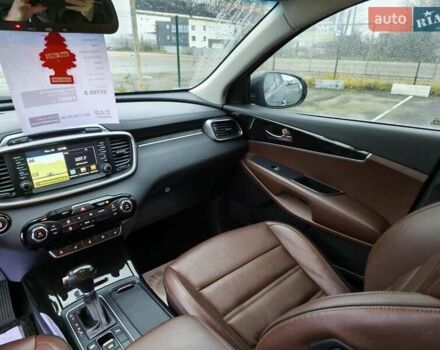 Серый Киа Соренто, объемом двигателя 2.2 л и пробегом 237 тыс. км за 21700 $, фото 13 на Automoto.ua