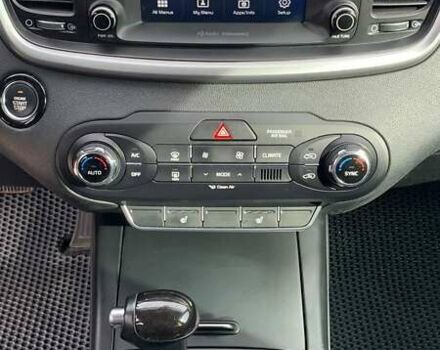 Серый Киа Соренто, объемом двигателя 2.36 л и пробегом 120 тыс. км за 18500 $, фото 10 на Automoto.ua