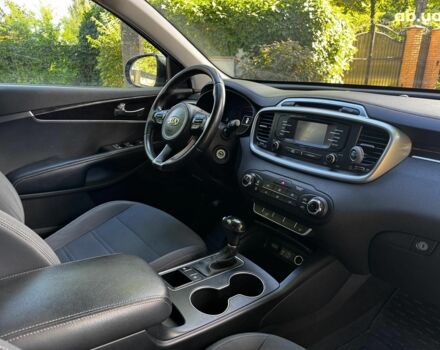 Серый Киа Соренто, объемом двигателя 2.4 л и пробегом 157 тыс. км за 14440 $, фото 27 на Automoto.ua