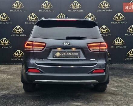 Серый Киа Соренто, объемом двигателя 2.2 л и пробегом 135 тыс. км за 21700 $, фото 4 на Automoto.ua