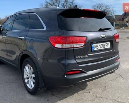 Серый Киа Соренто, объемом двигателя 2.36 л и пробегом 120 тыс. км за 18500 $, фото 4 на Automoto.ua
