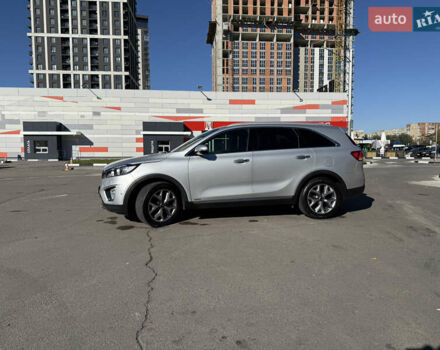 Сірий Кіа Соренто, об'ємом двигуна 2.2 л та пробігом 215 тис. км за 22500 $, фото 4 на Automoto.ua