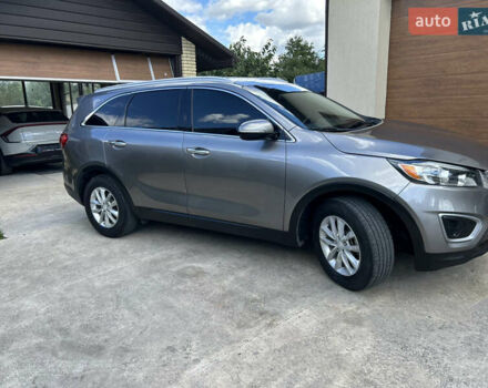 Серый Киа Соренто, объемом двигателя 2.36 л и пробегом 188 тыс. км за 14999 $, фото 2 на Automoto.ua