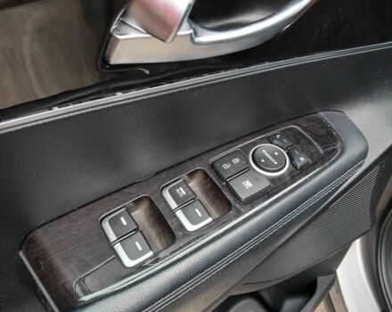 Серый Киа Соренто, объемом двигателя 2.4 л и пробегом 110 тыс. км за 14000 $, фото 4 на Automoto.ua