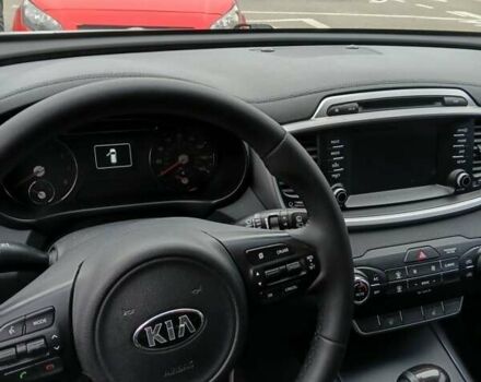 Серый Киа Соренто, объемом двигателя 2.4 л и пробегом 230 тыс. км за 14800 $, фото 5 на Automoto.ua