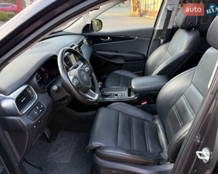 Сірий Кіа Соренто, об'ємом двигуна 2.2 л та пробігом 223 тис. км за 20750 $, фото 44 на Automoto.ua