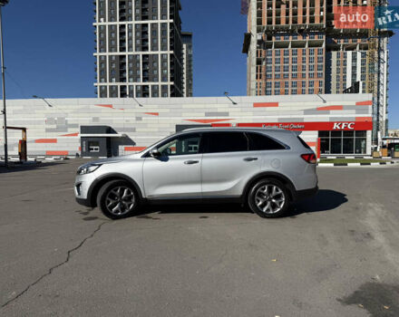 Сірий Кіа Соренто, об'ємом двигуна 2.2 л та пробігом 215 тис. км за 22500 $, фото 3 на Automoto.ua