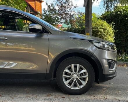 Серый Киа Соренто, объемом двигателя 2.4 л и пробегом 157 тыс. км за 14440 $, фото 3 на Automoto.ua