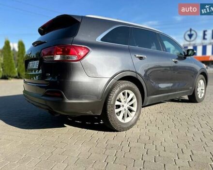 Серый Киа Соренто, объемом двигателя 2.36 л и пробегом 170 тыс. км за 14400 $, фото 6 на Automoto.ua