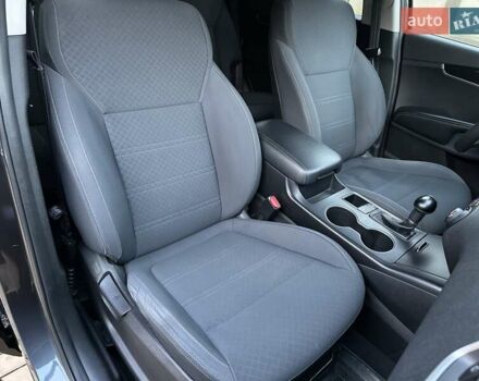 Серый Киа Соренто, объемом двигателя 2.36 л и пробегом 108 тыс. км за 14700 $, фото 25 на Automoto.ua