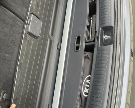 Сірий Кіа Соренто, об'ємом двигуна 2.2 л та пробігом 253 тис. км за 18999 $, фото 85 на Automoto.ua