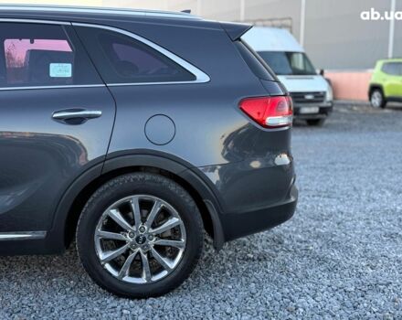 Серый Киа Соренто, объемом двигателя 2.2 л и пробегом 257 тыс. км за 23990 $, фото 5 на Automoto.ua