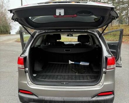 Сірий Кіа Соренто, об'ємом двигуна 2.36 л та пробігом 181 тис. км за 14800 $, фото 13 на Automoto.ua