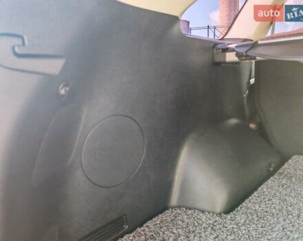 Сірий Кіа Соренто, об'ємом двигуна 2 л та пробігом 224 тис. км за 20500 $, фото 30 на Automoto.ua