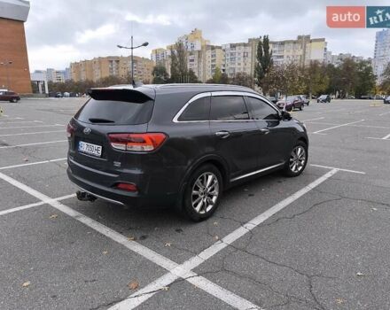 Серый Киа Соренто, объемом двигателя 2.2 л и пробегом 250 тыс. км за 25000 $, фото 4 на Automoto.ua