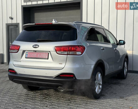 Сірий Кіа Соренто, об'ємом двигуна 0 л та пробігом 205 тис. км за 13400 $, фото 12 на Automoto.ua