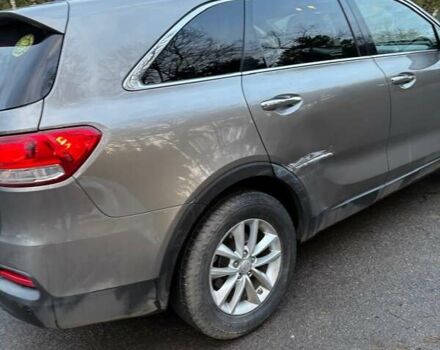 Сірий Кіа Соренто, об'ємом двигуна 2.36 л та пробігом 181 тис. км за 14800 $, фото 4 на Automoto.ua