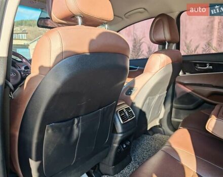 Сірий Кіа Соренто, об'ємом двигуна 2 л та пробігом 224 тис. км за 20500 $, фото 39 на Automoto.ua