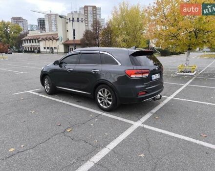 Серый Киа Соренто, объемом двигателя 2.2 л и пробегом 250 тыс. км за 25000 $, фото 2 на Automoto.ua