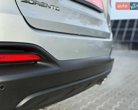 Сірий Кіа Соренто, об'ємом двигуна 0 л та пробігом 205 тис. км за 13400 $, фото 14 на Automoto.ua