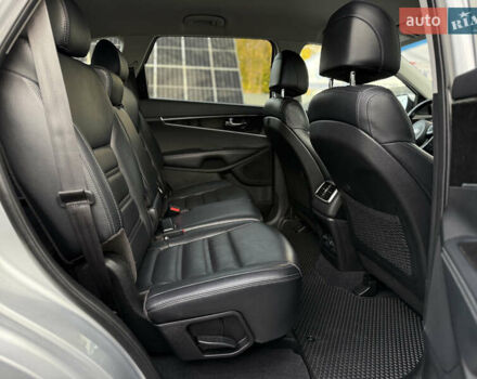 Сірий Кіа Соренто, об'ємом двигуна 0 л та пробігом 205 тис. км за 13400 $, фото 41 на Automoto.ua