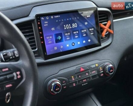 Серый Киа Соренто, объемом двигателя 2.36 л и пробегом 108 тыс. км за 14700 $, фото 32 на Automoto.ua