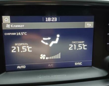 Серый Киа Соренто, объемом двигателя 2.4 л и пробегом 170 тыс. км за 14950 $, фото 13 на Automoto.ua