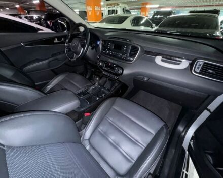 Серый Киа Соренто, объемом двигателя 2.2 л и пробегом 156 тыс. км за 17500 $, фото 5 на Automoto.ua