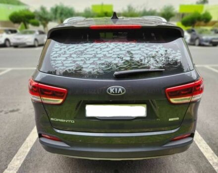 Киа Соренто 2017 в Киеве на Automoto.ua Серый Киа Соренто, объемом двигателя 2 л и пробегом 140 тыс. км за 19000 $, фото 2 на Automoto.ua