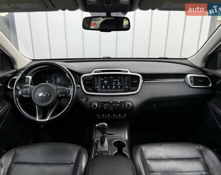 Сірий Кіа Соренто, об'ємом двигуна 0 л та пробігом 205 тис. км за 13400 $, фото 30 на Automoto.ua