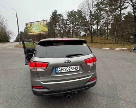 Сірий Кіа Соренто, об'ємом двигуна 2.36 л та пробігом 181 тис. км за 14800 $, фото 19 на Automoto.ua