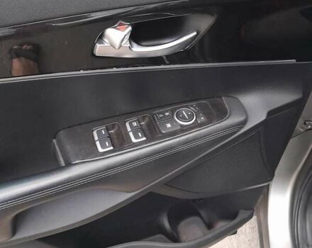 Киа Соренто 2017 в Кривом Роге на Automoto.ua Серый Киа Соренто, объемом двигателя 2.4 л и пробегом 74 тыс. км за 18400 $, фото 7 на Automoto.ua