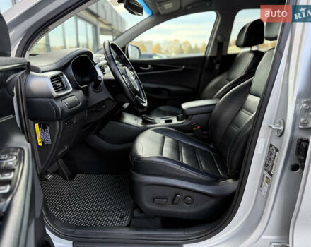 Сірий Кіа Соренто, об'ємом двигуна 0 л та пробігом 205 тис. км за 13400 $, фото 17 на Automoto.ua