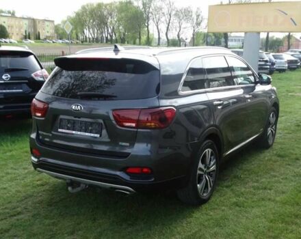 Серый Киа Соренто, объемом двигателя 2.2 л и пробегом 85 тыс. км за 10500 $, фото 4 на Automoto.ua