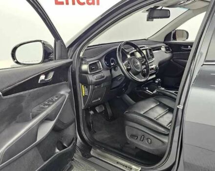 Серый Киа Соренто, объемом двигателя 2 л и пробегом 130 тыс. км за 17200 $, фото 9 на Automoto.ua