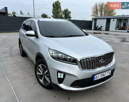 Киа Соренто 2017 в Василькове на Automoto.ua Серый Киа Соренто, объемом двигателя 2.2 л и пробегом 194 тыс. км за 23000 $, фото 3 на Automoto.ua