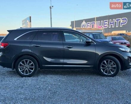 Сірий Кіа Соренто, об'ємом двигуна 2.2 л та пробігом 257 тис. км за 23990 $, фото 9 на Automoto.ua