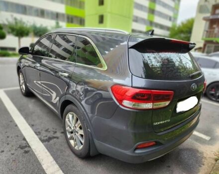 Киа Соренто 2017 в Киеве на Automoto.ua Серый Киа Соренто, объемом двигателя 2 л и пробегом 140 тыс. км за 19000 $, фото 3 на Automoto.ua